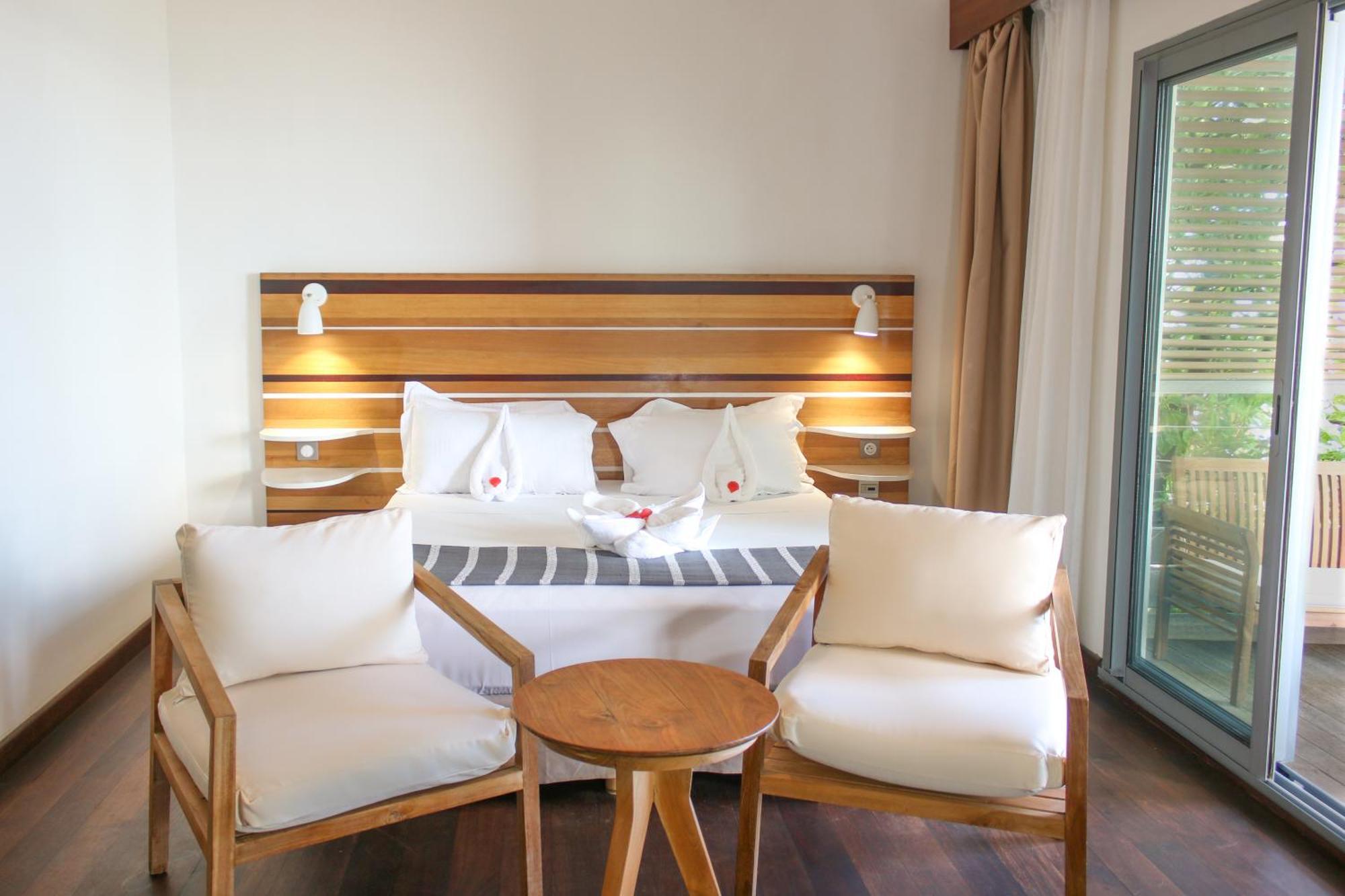 Le Battant Des Lames Hotell Saint Pierre Eksteriør bilde