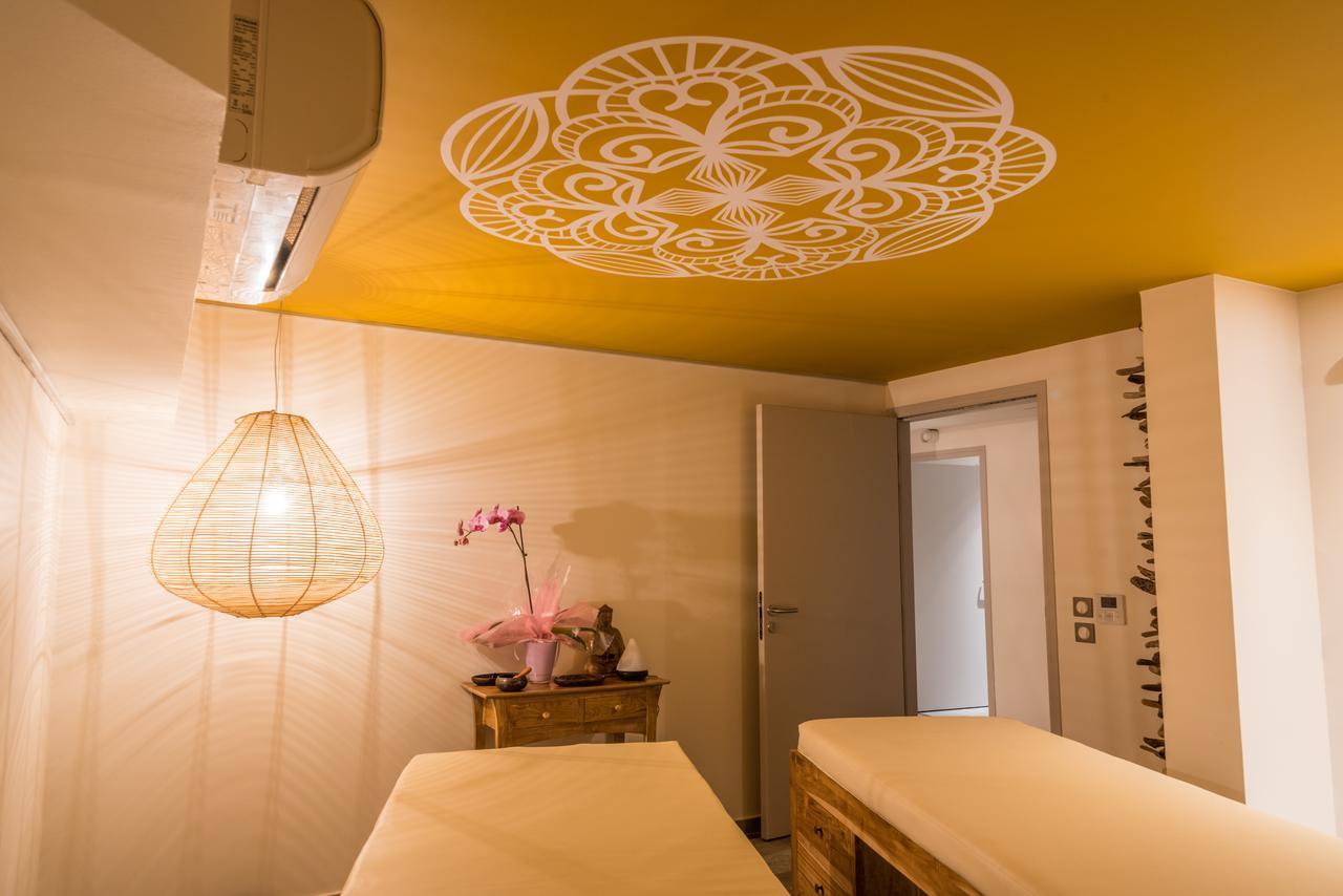 Le Battant Des Lames Hotell Saint Pierre Eksteriør bilde