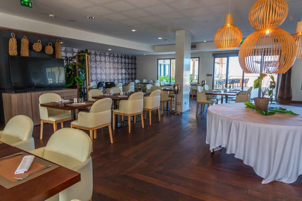 Le Battant Des Lames Hotell Saint Pierre Eksteriør bilde